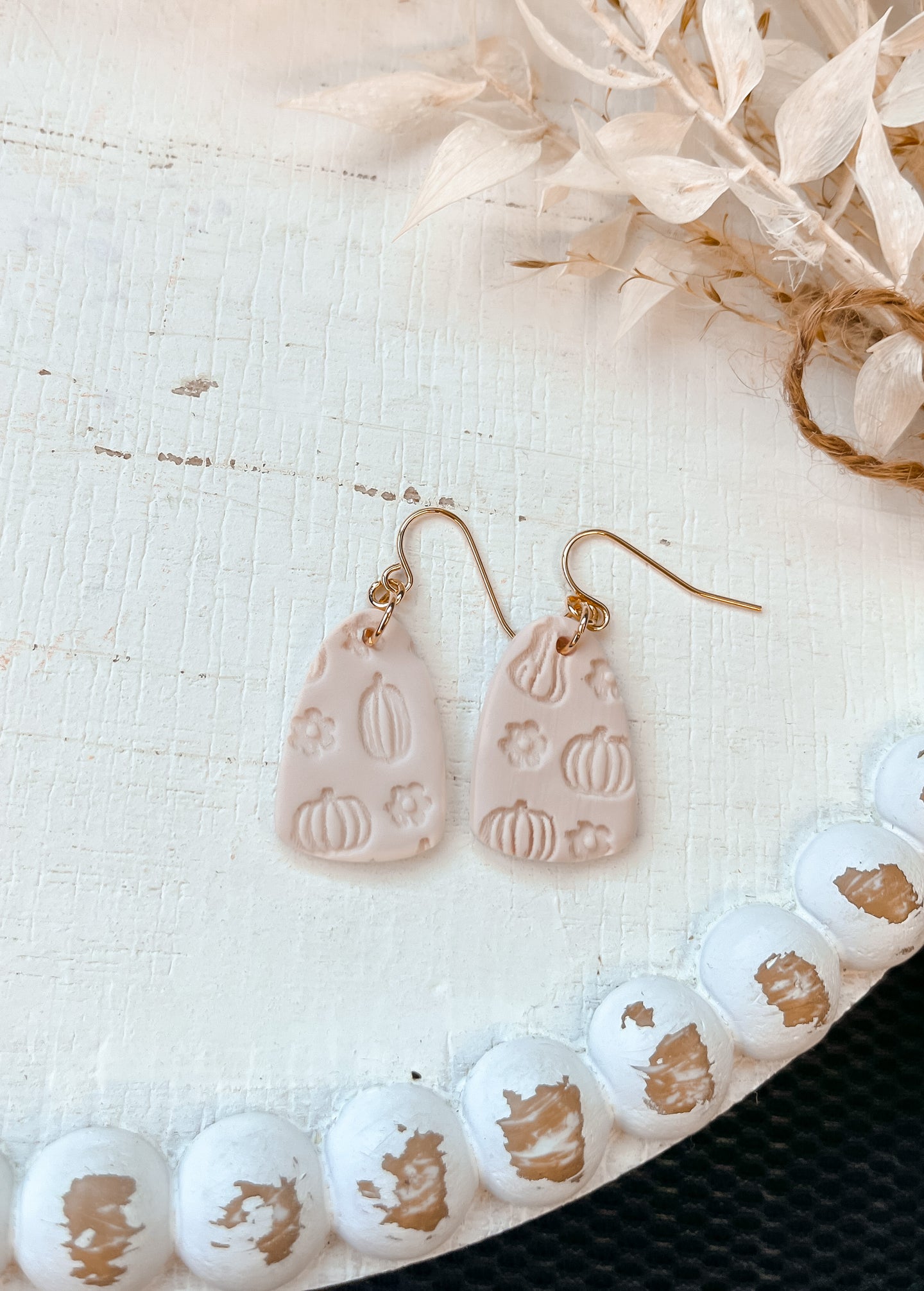 Pumpkin Meadow - Pointed Arch